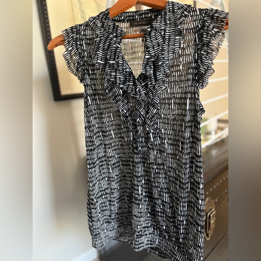 Sheer Ruffle Sleeveless shirt